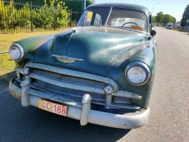 Chevrolet 1950 Styleline Deluxe sedan (3)